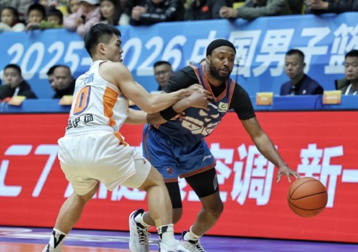 世界杯手机直播-重回全华班，CBA外援注册信息：四川取消庞兹和加克的注册